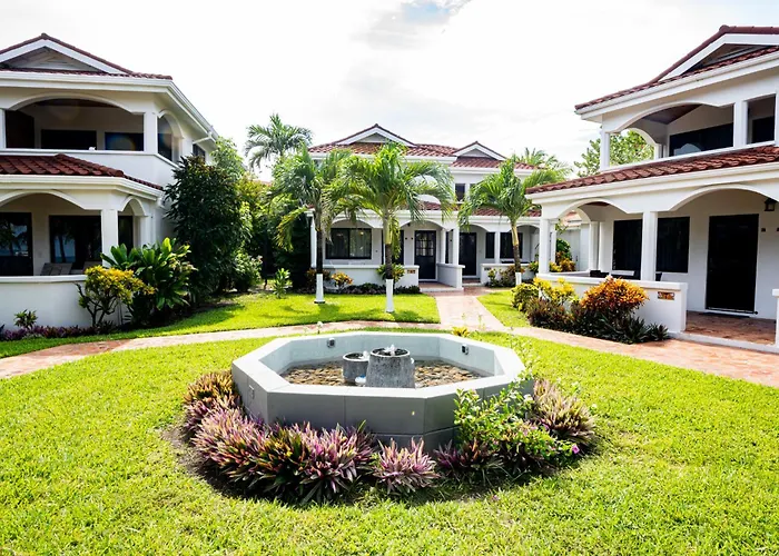 Isla Bonita Yacht Club